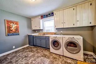 308 S Myrtle School Rd, Gastonia, NC 28052 - Photo 8