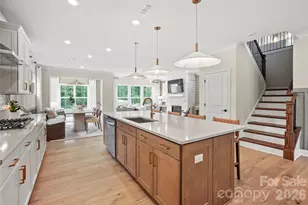 2016 Waxhaw Crossing Dr, Waxhaw, NC 28173 - Photo 4