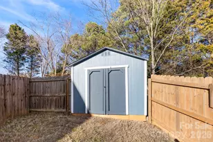 12104 Woodside Falls Rd, Pineville, NC 28134 - Photo 32