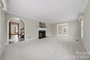 4041 4th St Ct NW, Hickory, NC 28601 - Photo 6