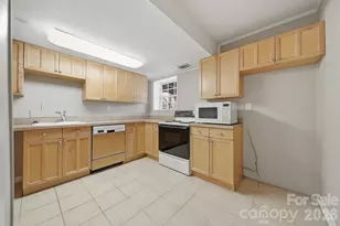 4041 4th St Ct NW, Hickory, NC 28601 - Photo 36