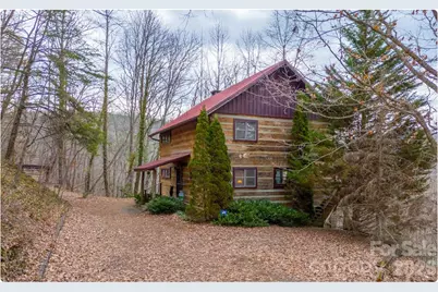 581 Mountain Laurel Drive, Franklin, NC 28734 - Photo 2