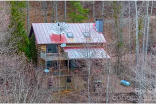 581 Mountain Laurel Dr, Franklin, NC 28734 - Photo 4