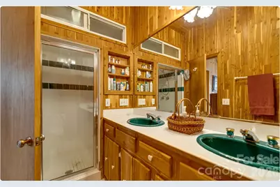 581 Mountain Laurel Drive, Franklin, NC 28734 - Photo 14