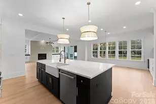 4345 Castleton Rd, Charlotte, NC 28211 - Photo 14