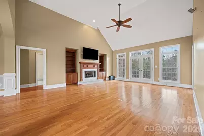 5807 Natoma Road, Lake Wylie, SC 29710 - Photo 6