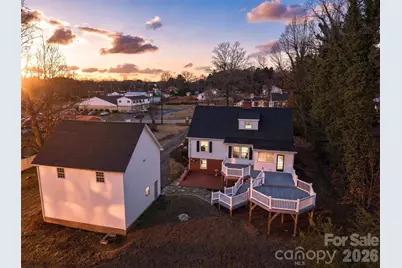 7 Forest Avenue, Granite Falls, NC 28630 - Photo 2