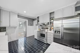 7 Forest Ave, Granite Falls, NC 28630 - Photo 10