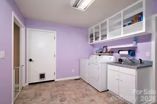 410 Rockwood Dr, Hendersonville, NC 28792 - Photo 16