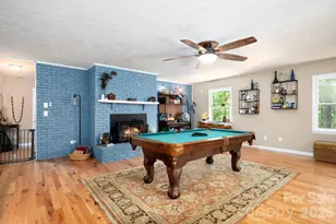 410 Rockwood Dr, Hendersonville, NC 28792 - Photo 6