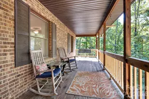 410 Rockwood Dr, Hendersonville, NC 28792 - Photo 4