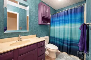 410 Rockwood Dr, Hendersonville, NC 28792 - Photo 26