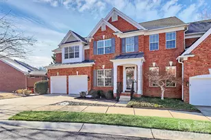 10864 Rogalla Dr, Charlotte, NC 28277 - Photo 2