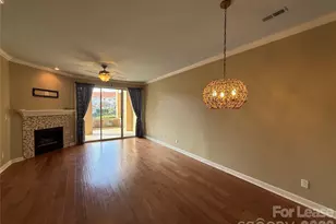 18009 Kings Point Dr, Cornelius, NC 28031 - Photo 16