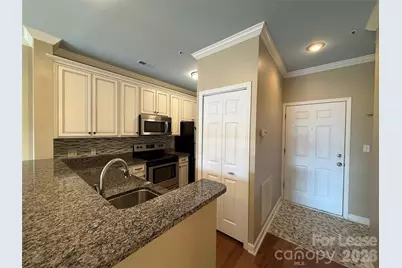 18009 Kings Point Drive #M, Cornelius, NC 28031 - Photo 4