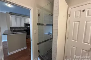 18009 Kings Point Dr, Cornelius, NC 28031 - Photo 10