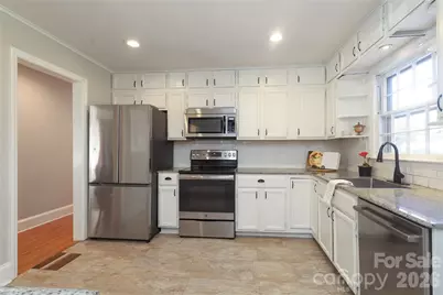 2017 Townsend Avenue, Charlotte, NC 28205 - Photo 8