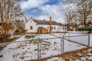 198 Center St, Cooleemee, NC 27014 - Photo 4