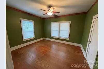 132 W Stewart Avenue, Mooresville, NC 28115 - Photo 16