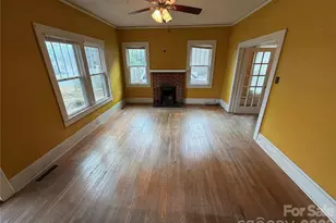 132 W Stewart Ave, Mooresville, NC 28115 - Photo 8