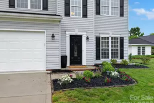 3416 Fairfax Woods Dr, Matthews, NC 28105 - Photo 2
