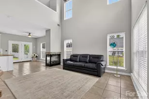 3416 Fairfax Woods Dr, Matthews, NC 28105 - Photo 4