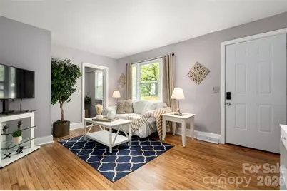 2516 Columbus Circle, Charlotte, NC 28208 - Photo 2