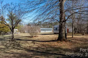 731 Summers Rd, Valdese, NC 28690 - Photo 16