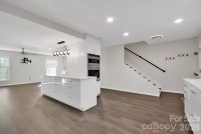 8308 Knights Bridge Road, Charlotte, NC 28210 - Photo 12