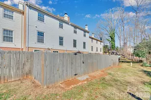 8308 Knights Bridge Rd, Charlotte, NC 28210 - Photo 30