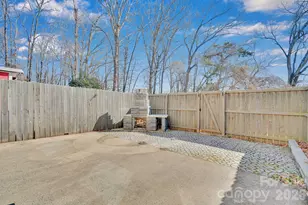 8308 Knights Bridge Rd, Charlotte, NC 28210 - Photo 28