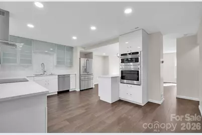 8308 Knights Bridge Road, Charlotte, NC 28210 - Photo 2
