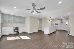 8308 Knights Bridge Rd, Charlotte, NC 28210 - Photo 12