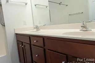 2104 Sardony Ln, Charlotte, NC 28213 - Photo 12