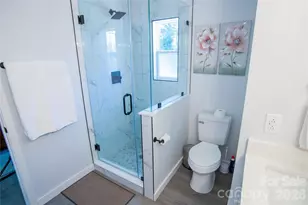 2116 Eastway Dr, Charlotte, NC 28205 - Photo 12