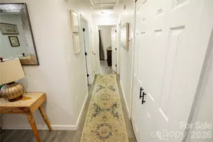 2116 Eastway Dr, Charlotte, NC 28205 - Photo 6