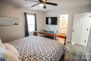 2116 Eastway Dr, Charlotte, NC 28205 - Photo 10