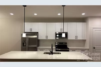 4815 Victoria Avenue, Charlotte, NC 28269 - Photo 2