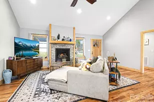 12 Crystal Cove Dr, Hendersonville, NC 28739 - Photo 16