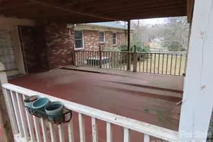 7636 Michael Dr, Charlotte, NC 28215 - Photo 10