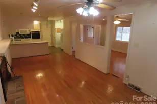 7636 Michael Dr, Charlotte, NC 28215 - Photo 26