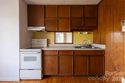 180 Lakewood Drive, Asheville, NC 28803 - Photo 32