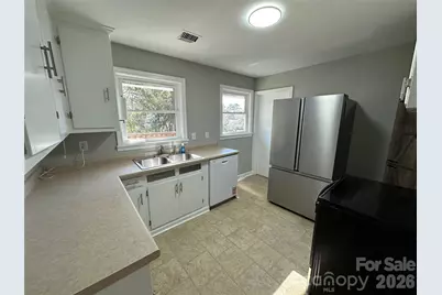 413 Roberts Street, Salisbury, NC 28144 - Photo 6