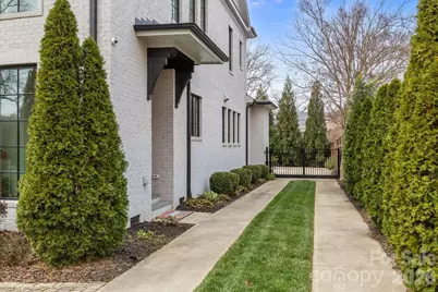 1344 Biltmore Drive, Charlotte, NC 28207 - Photo 42