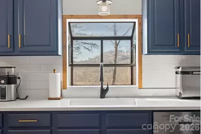 345 Kingswood Drive, Hendersonville, NC 28792 - Photo 6