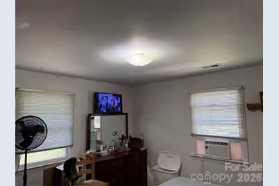 3218 Driftwood Drive, Charlotte, NC 28205 - Photo 10