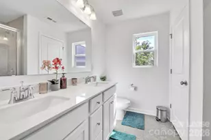 1940 Highland Park Dr, Charlotte, NC 28269 - Photo 18