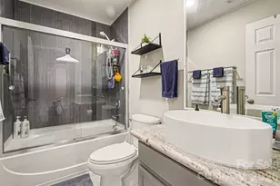 1106 Vine Cliff Ln, Charlotte, NC 28214 - Photo 16