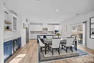 6018 Valehaven Pl, Charlotte, NC 28269 - Photo 4