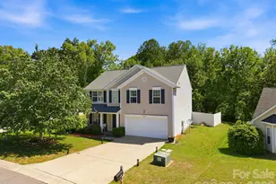 2260 Wexford Way, Statesville, NC 28625 - Photo 2